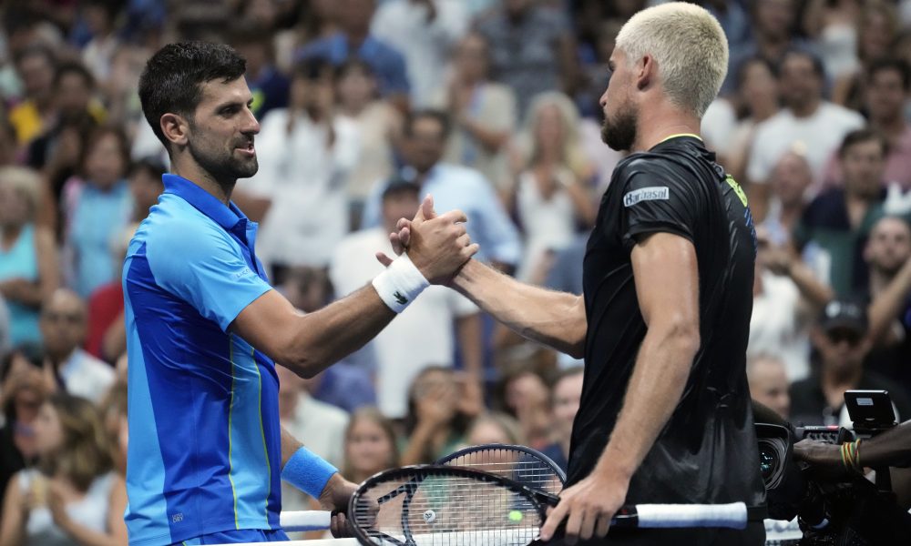 Hrvat je još „zelen“… Đoković u četvrtfinalu US Opena! Sada drhti Amer