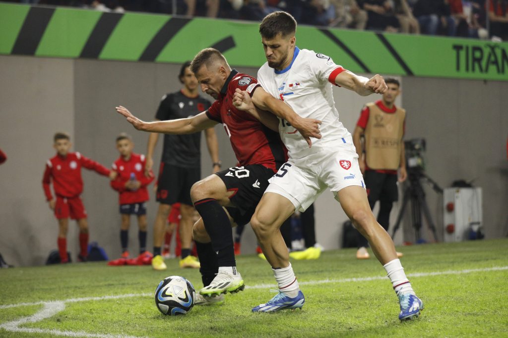 KAKVA JE TO LINIJA? Potpuno regularan gol poništen od strane VAR tehnologije (FOTO)