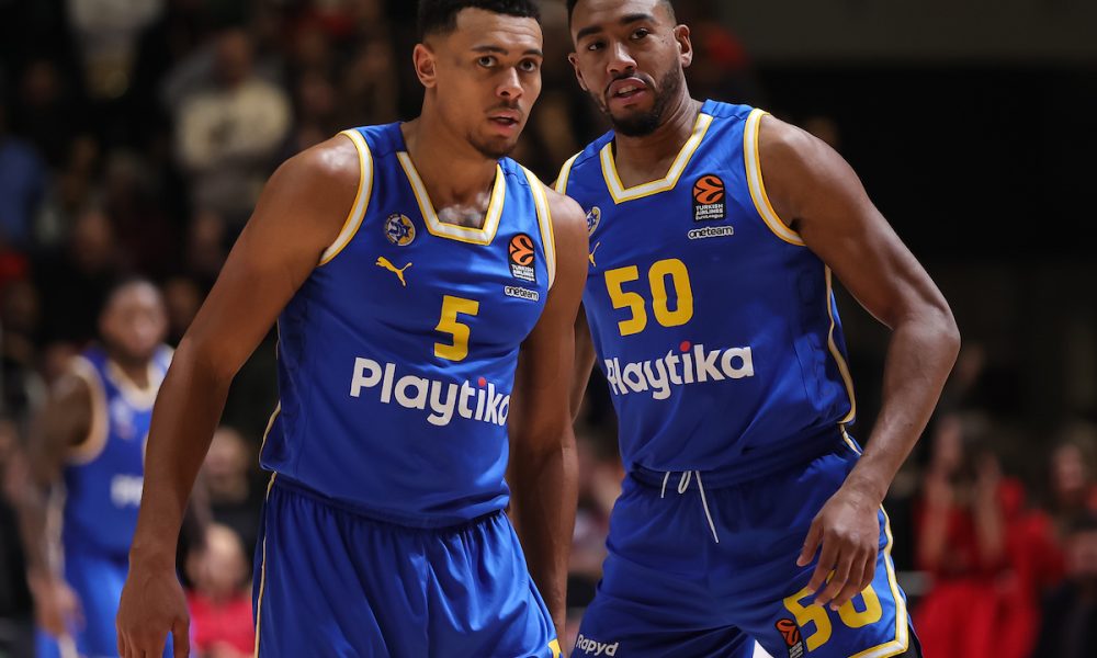 BOLDVINU PUKAO FILM Bacio loptu ka sudiji i uneo mu se u facu! Poljak umalo da prođe kao nekad Jovčić (VIDEO)