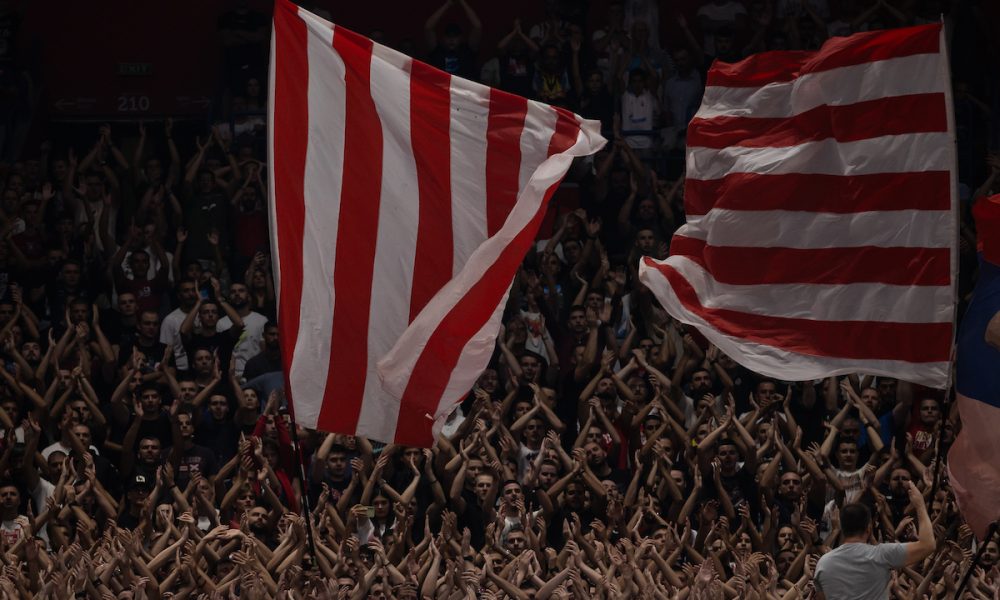 ŠPANSKI KOMENTATORI U TRANSU ZBOG ATMOSFERE U „ARENI“: Kakva scena! Ovo ne može da se objasni… Prava religija! (VIDEO)