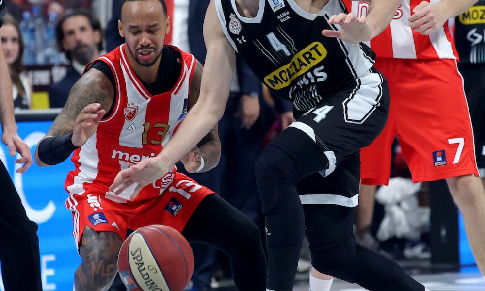 NAVIJAČI ZVEZDE KIVNI NA SUDIJE Objavili kompilaciju od čak osam spornih situacija iz „Arene“ (VIDEO)