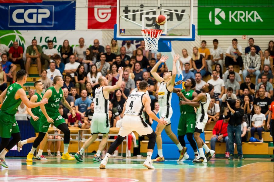 Partizan izdao saopštenje u kojem je naveo šta očekuje od navijača (FOTO)