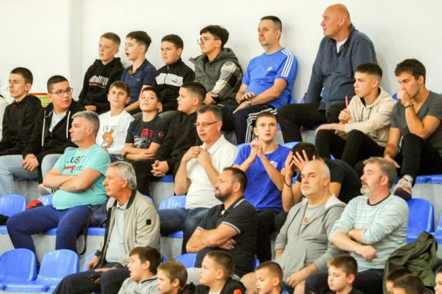 SELEKTOR PEŠIĆ U PIROTU VIDEO DUNAV Piroćanci poraženi na domaćem terenu