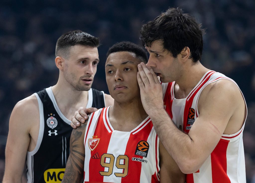 PORUKA ZA BRAZILCA PRED MEČ SA BARSELONOM Molim te, ne diraj!