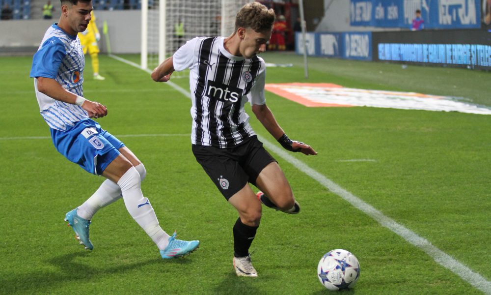 BLAGO VEČITIMA SA OVAKVOM DECOM Posle Zvezde, slavio i Partizan! Crno-beli klinci na najbolji način proslavili rođendan u Krajovi