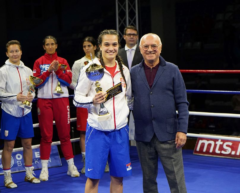 Sara Ćirković i Igor Rogić osvajači 66. “Zlatne rukavice”