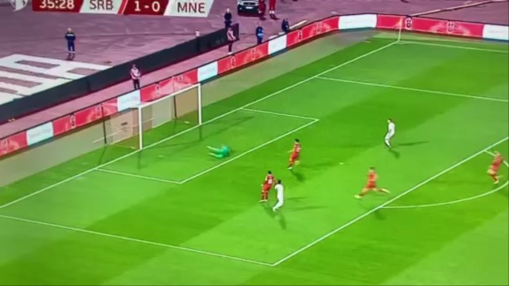 ŠOK NA „MARAKANI“ Jovetić „bombom“ probušio mrežu VMS-a (VIDEO)