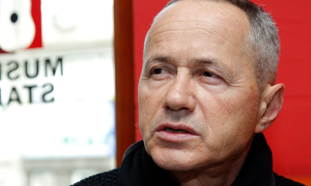 LOŠE VESTI Legendarni fudbaler Partizana doživeo moždani udar! Hitno prebačen u Beograd na lečenje