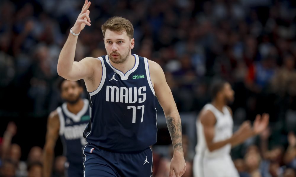 LUKA, DA LI SI REALAN?! Pogledajte nestvarnu trojku Dončića kojom je „zapečatio“ pobedu Dalasa! (VIDEO)