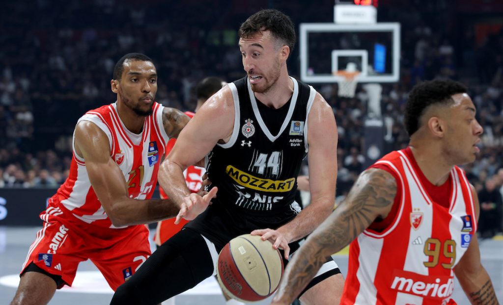 „GROBARI“ U EKSTAZI Partizan dobio Zvezdu drugi put u četiri dana! Kaminski pokazao umeće u punoj „Areni“! (VIDEO)