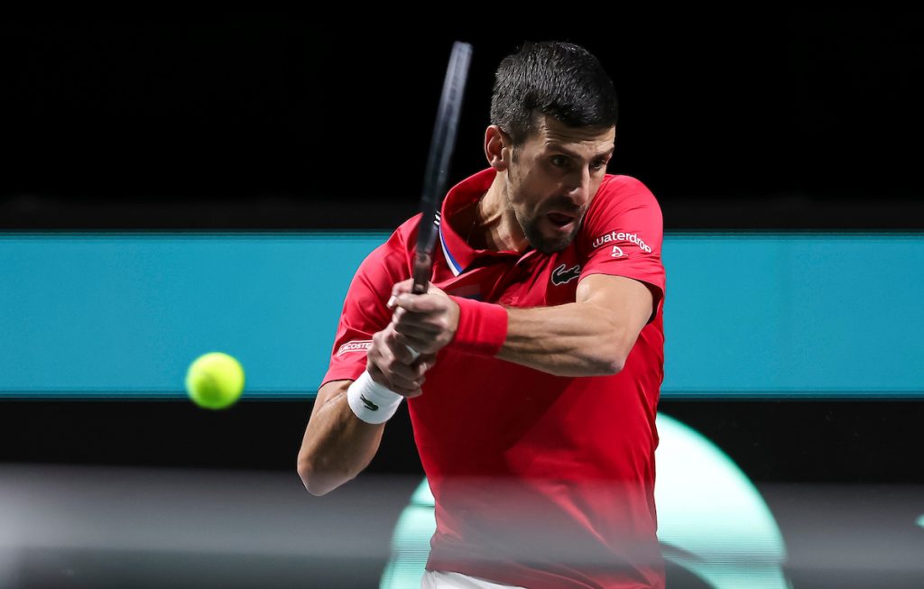 DRAMA Đoković izgubio od Sinera, Italija je izjednačila! Dubl meč odlučuje drugog finalistu Dejvis kupa