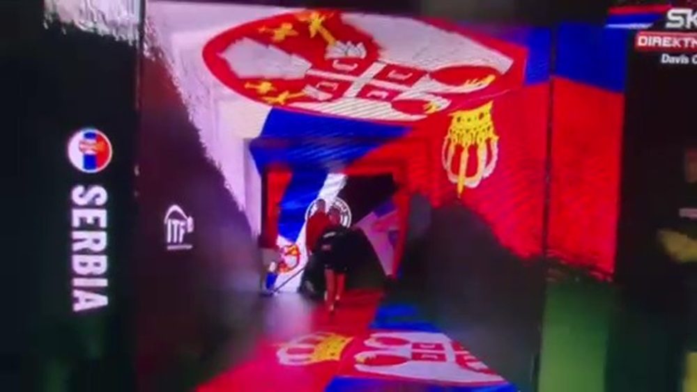 „VESELI SE SRPSKI RODE“ Izlazak tenisera na megdan Italijanima uz dobro poznatu pesmu (VIDEO)