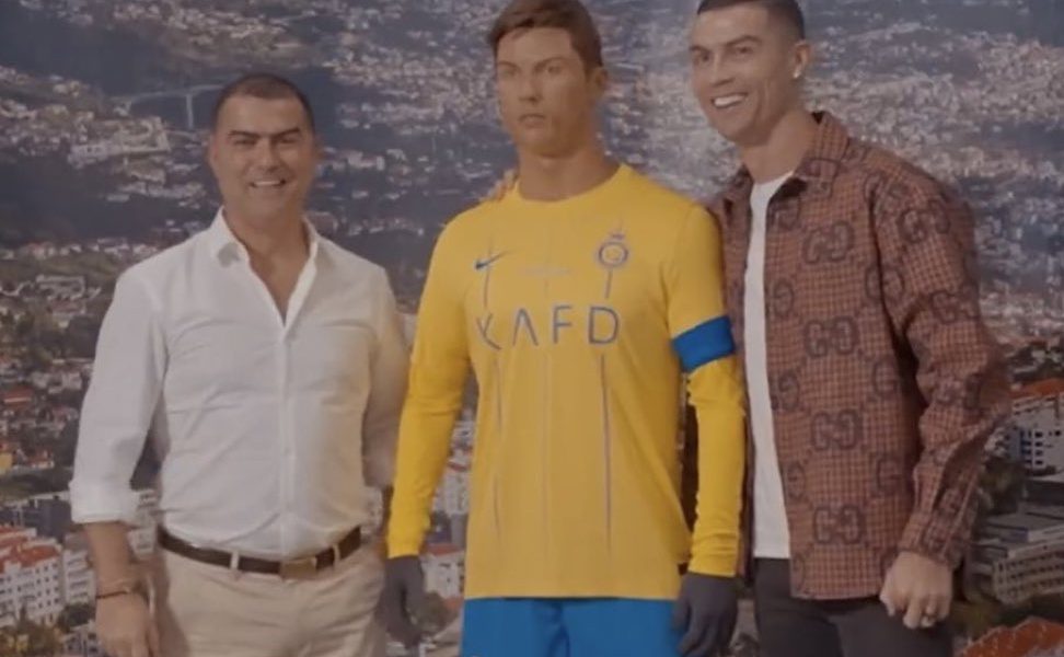 RONALDO DOBIO STATUU U RIJADU Ponovo mu se smeje ceo svet, zašto ima frizuru kao Mesi?