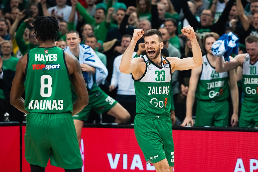 OVO SE NE DEŠAVA ČESTO Žalgiris i Bajern odigrali dva preslikana meča! (VIDEO)
