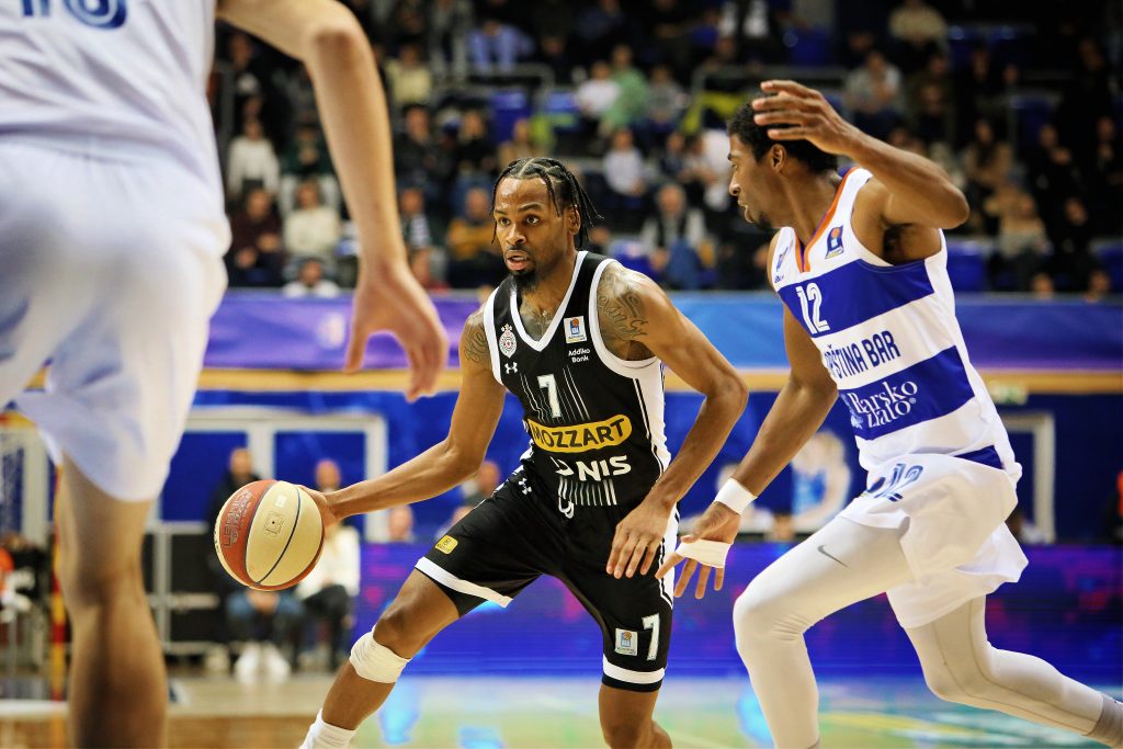 RUTINSKA POBEDA PARTIZANA Crno-beli „potopili“ Mornar u Baru (VIDEO)