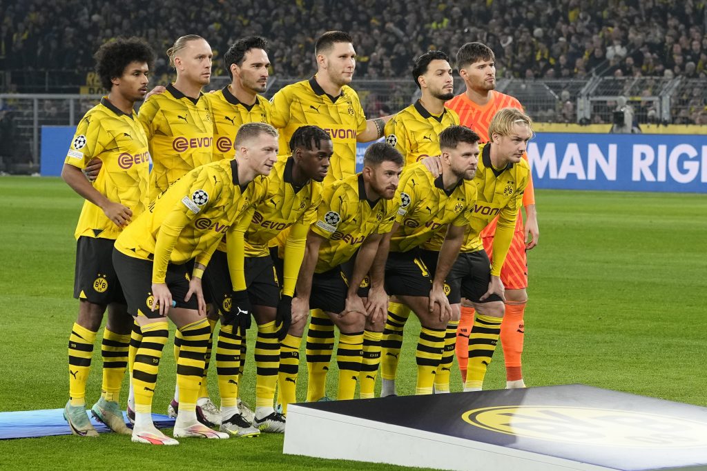 VELIKI KORAK Borusija Dortmund želi srpskog defanzivca! Cena je prava „sitnica“…