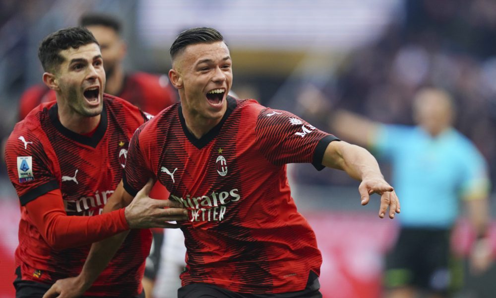 PRVENAC Kao špic… Defanzivac Srbije postigao lep gol u derbiju (VIDEO)