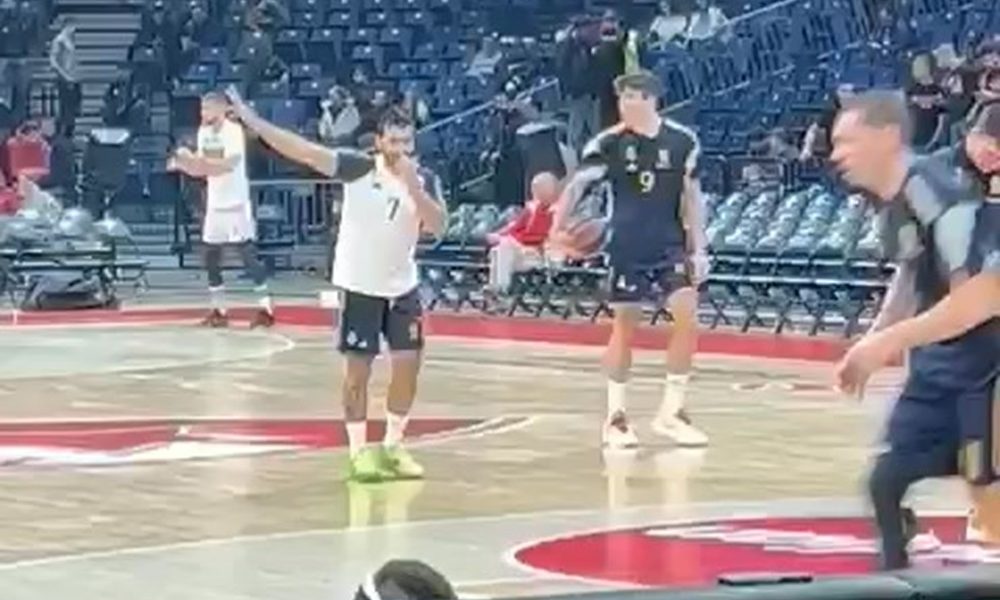 VISOKO TRI PRSTA Kampaco u odličnom raspoloženju pred utakmicu (VIDEO)