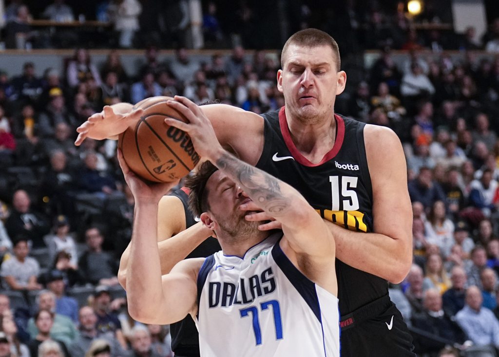 Jokić odigrao najgori meč u sezoni! Denver razbucao Dalas i sjajnog Dončića