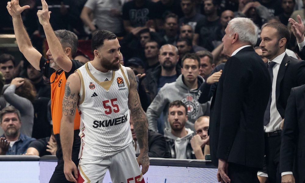 DOVOLJAN JE BIO ZAGRLJAJ Grci zvali Džejmsa oko prelaska u Partizan, evo šta im je rekao…