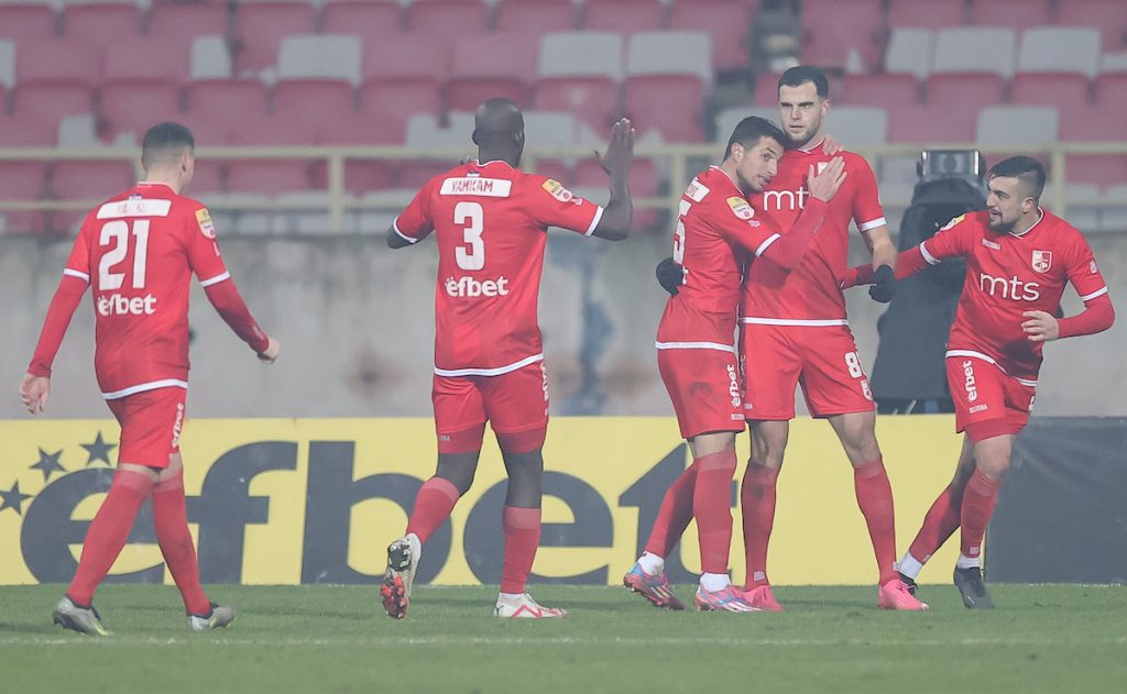 SUPERLIGA Voždovac produžio agoniju Pazara, Radnički u 99. minutu srušio Radnik