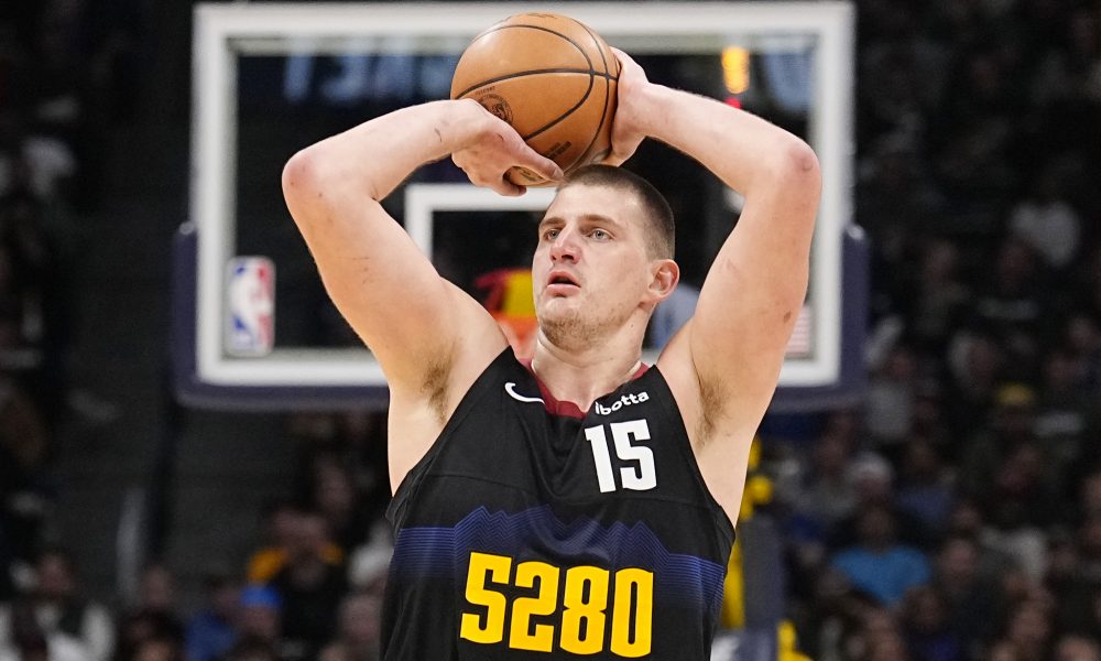 NIJE ČASIO ČASA Jokić iskoristio priliku što je u Njujorku! Evo gde je sada „uhvaćen“… (FOTO)