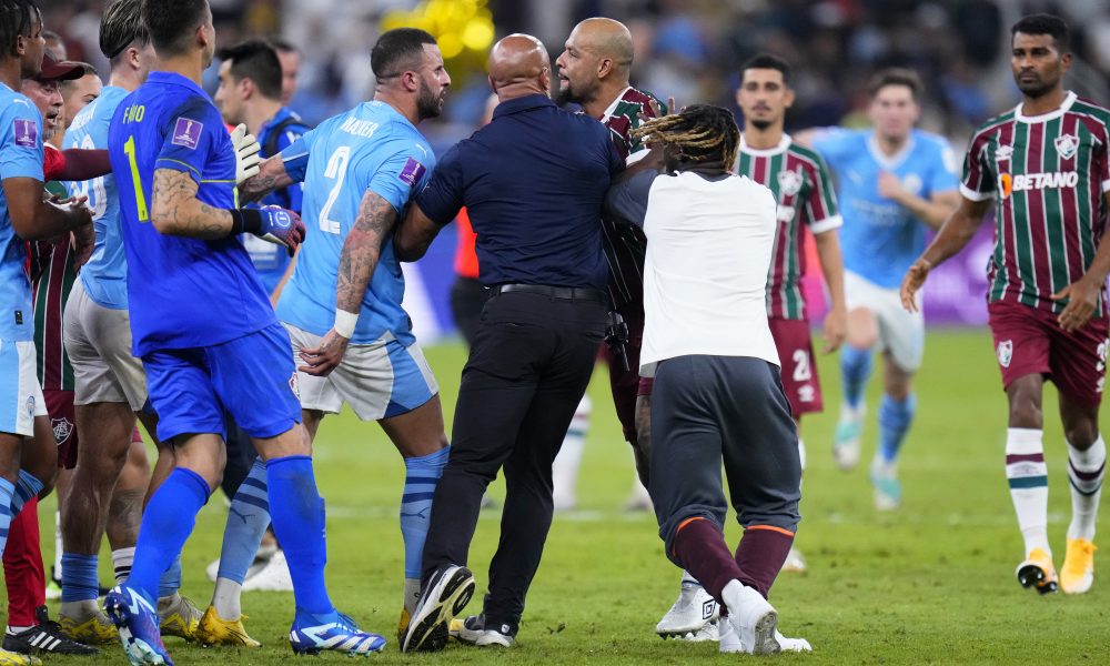 BRAZILCI TUKLI KOGA SU STIGLI „Građani“ postali prvaci sveta, ali prebijeni u Džedi… Rodri: Osvojio sam nešto više od trofeja – idem kući zdrav! (VIDEO)