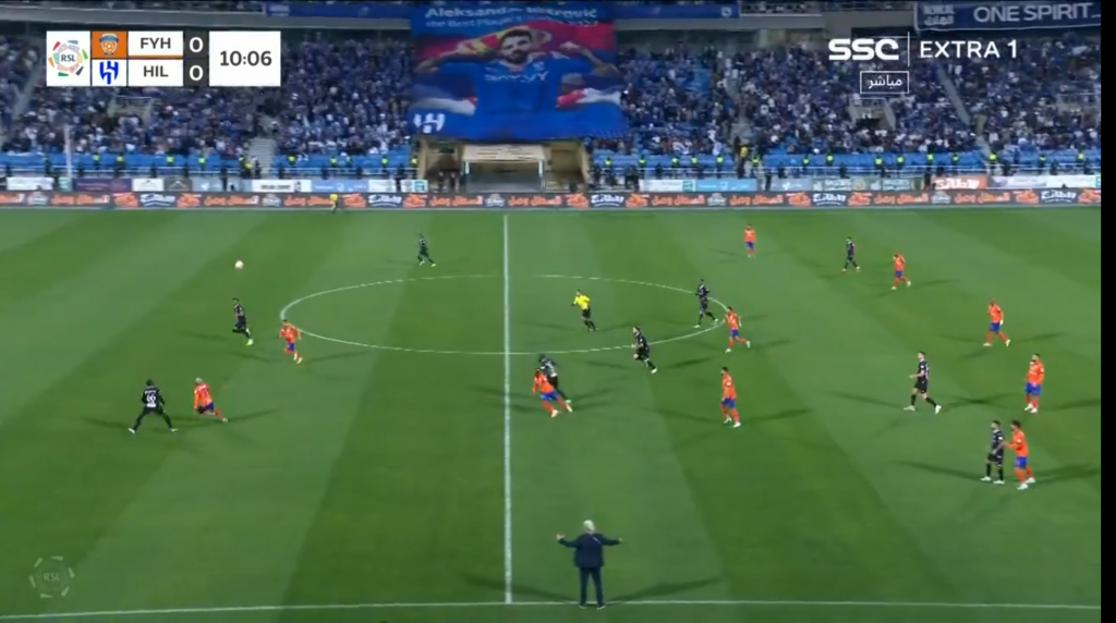 ČESTITKA Navijači Al Hilala pokazali koliko poštuju Srbina, evo šta su mu priredili! (VIDEO)