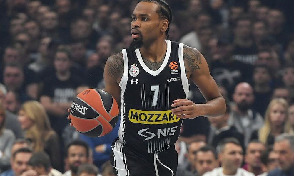 DOVOLJNA JE SAMO JEDNA REČ: Kapiten!