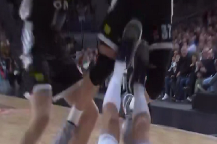 OVO NISTE PRIMETILI U PRENOSU Rodrigez bezobrazno šutnuo Ponitku (VIDEO)