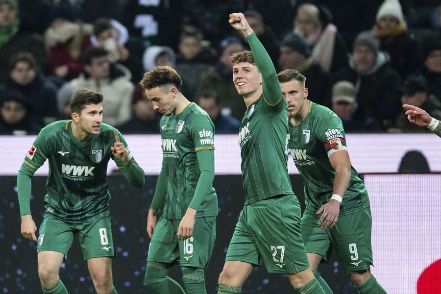 BUNDESLIGA Augzburg bolji od Borusije posle preokreta (VIDEO)