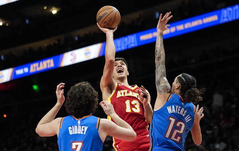 LEPOTICE SE LEPE ZA KAPITENA Bogdan pokazao novu devojku (FOTO)