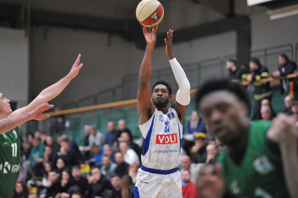 ABA LIGA Budućnost se prošetala Novim Mestom