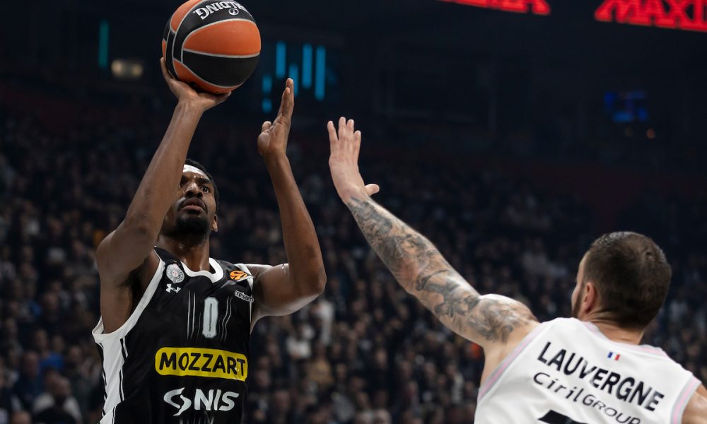 KAKO TO? Smit dao samo četiri poena, a bio među najboljima u pobedi Partizana! Ovo je znak da će da bude veliko pojačanje (VIDEO)