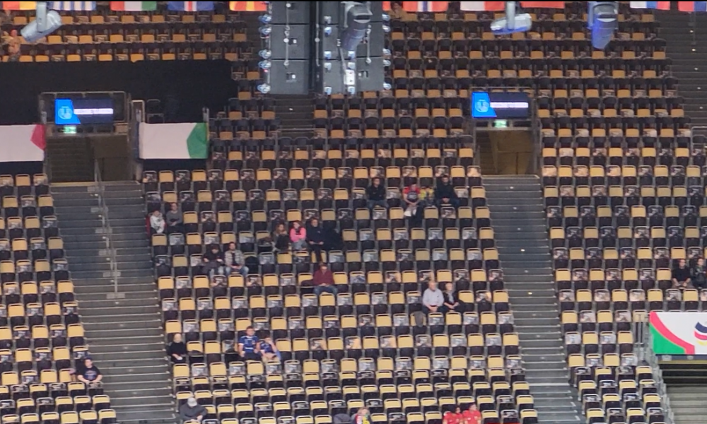 UZBUNA Oglasio se alarm, požar u Olimpijskoj hali u Minhenu? Novinari odmah evakuisani (VIDEO)