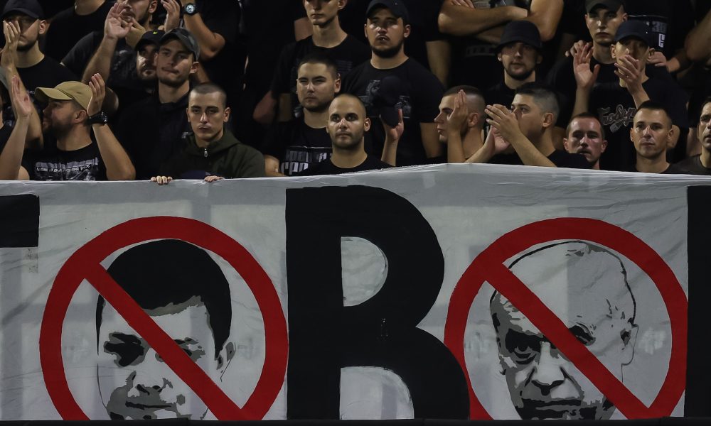 SAOPŠTENJE „GROBARA“ Pozivamo državu da se izjasni, u suprotnom, ponovo ćemo na ulicu! Vazuri i Vučeliću niko na kraju neće priteći upomoć