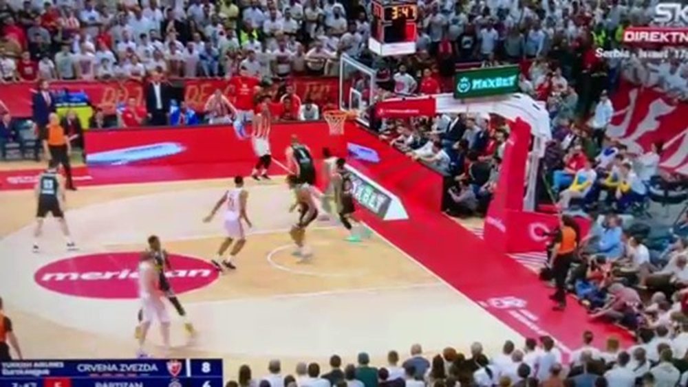 HANGA NAMESTIO RUKU Dve vezane trojke Zvezdinog košarkaša u prvoj četvrtini protiv Partizana (VIDEO)
