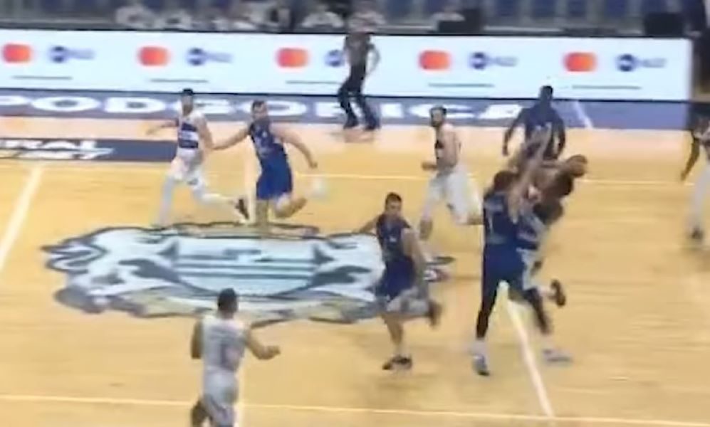 SAOPŠTENJE ABA LIGE POSLE MEČA U PODGORICI Sudije pravilno procenile situaciju (VIDEO)