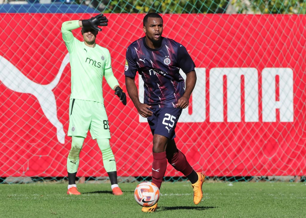 SLUČAJ „DE MEDINA“ Bez nastupa u Superligi, ujeo ga pas i sve je dalje od terena! Zašto Partizan zadržava Belgijanca?