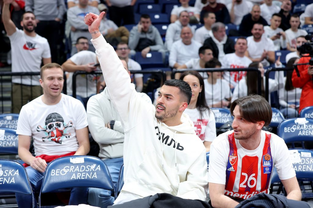 OSTAO JE SAMO POTPIS Radonjić ipak oblači crveno-beli dres!