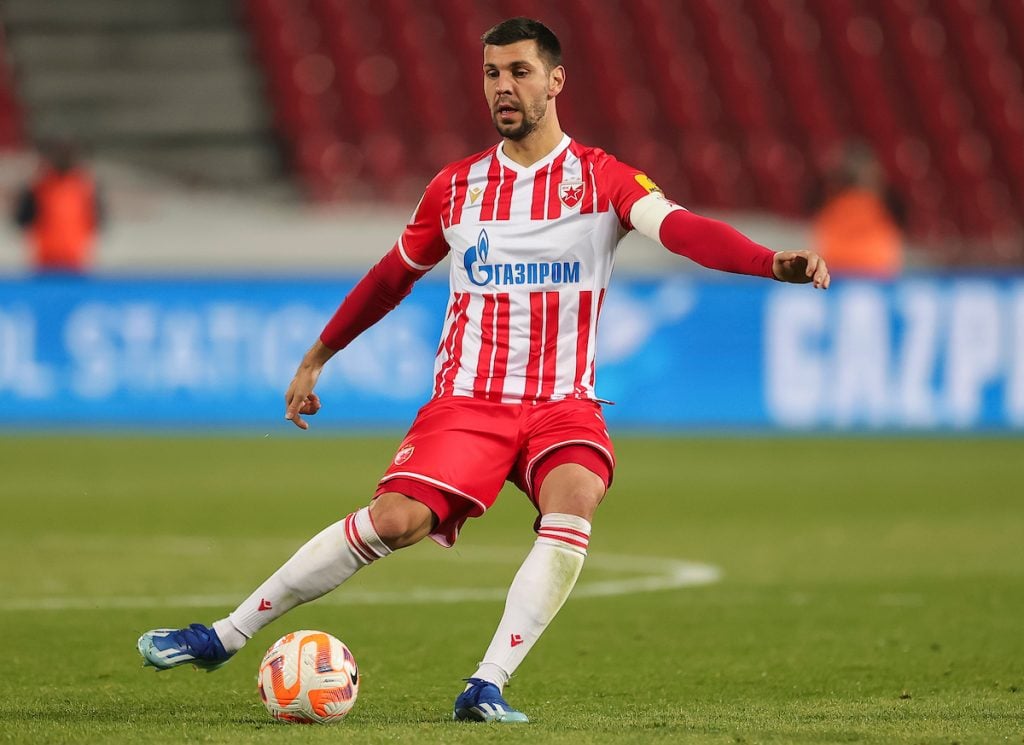 OTKRIVAMO Kapitenu ponuđen specijalan ugovor, od njega zavisi dolazak Slovenca! Zvezda uspostavila kontakt sa srpskim vezistom…