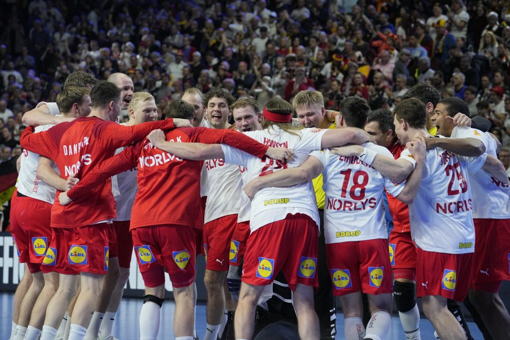 EVROPSKO PRVENSTVO Danci razbili Nemce u drugom poluvremenu i zakazali dvoboj sa Francuskom u finalu