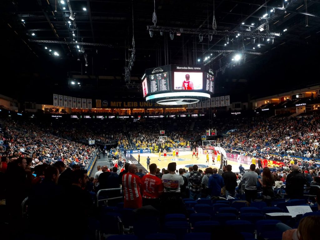 LEPA ATMOSFERA U BERLINU „Delije“ okupirale nemačku prestonicu (VIDEO)