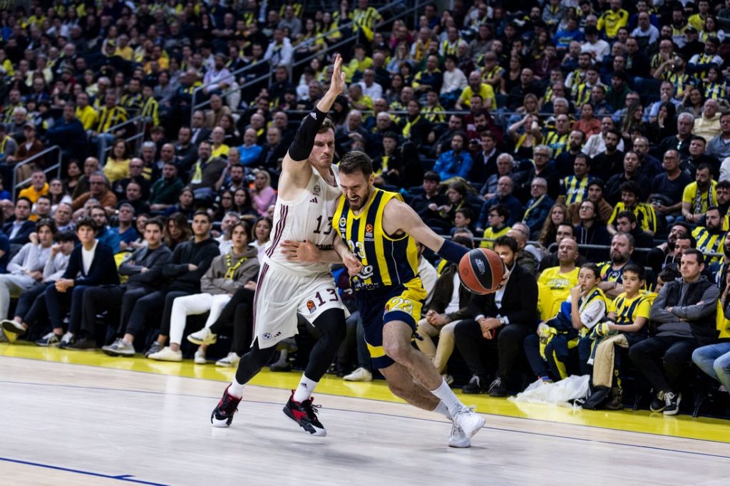 DRAMA U ISTANBULU Fenerbahče se istrošio protiv Partizana, srušio Bajern tek posle produžetka