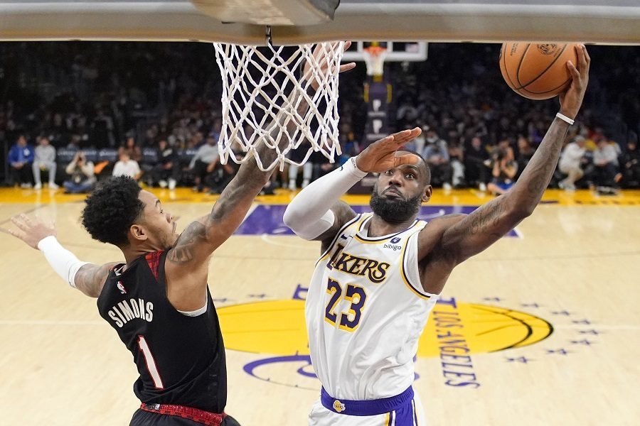 OVO JE HIT Džejms zabranio sinu da ga oslovljava sa „tata“! Razlog je… (VIDEO)