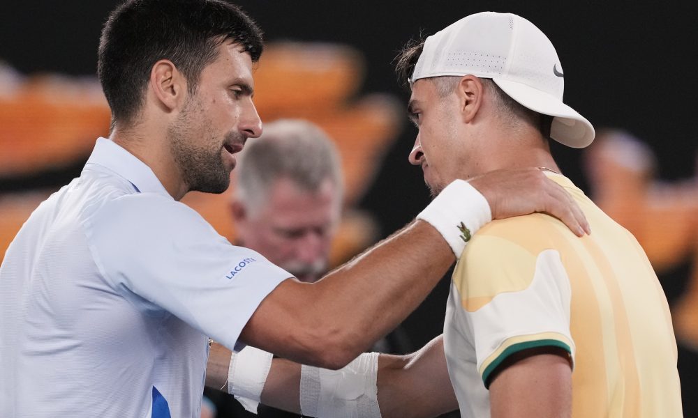 NE TAMO! Uoči maratona, Novak rivalu pokazao put… Nije ni znao gde je pošao! (VIDEO)