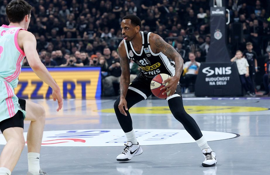Partizan se revanširao Megi! Meč obeležili sećanje na Milojevića, rekord i raspucani Naneli (VIDEO)