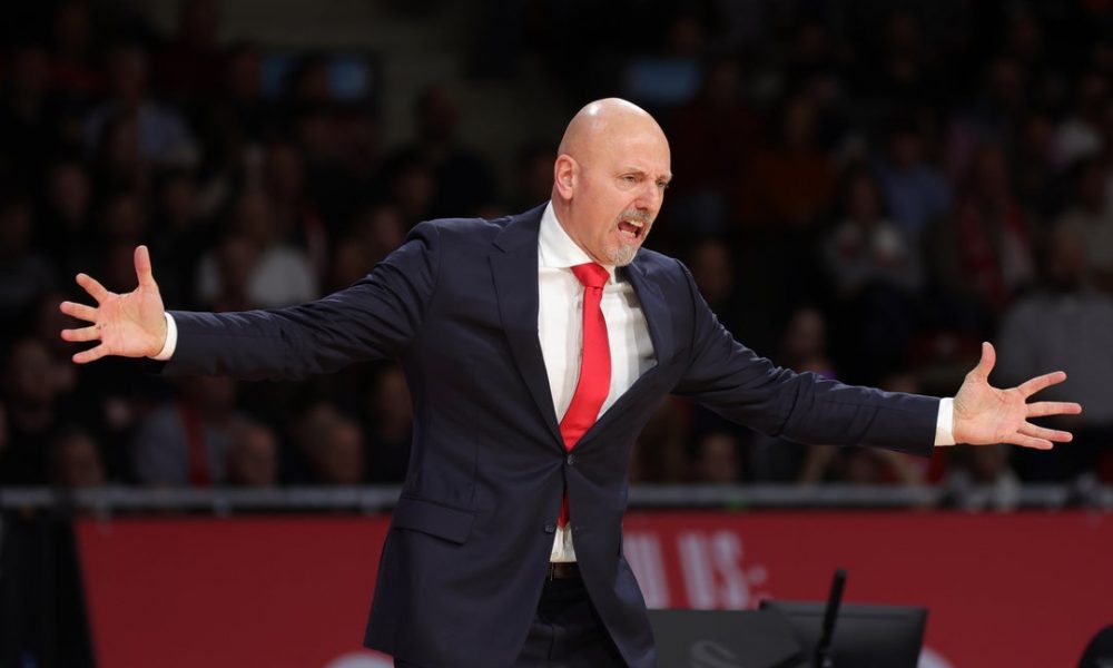 VEČE U EVROLIGI Obradović držao čas košarke šampionu!