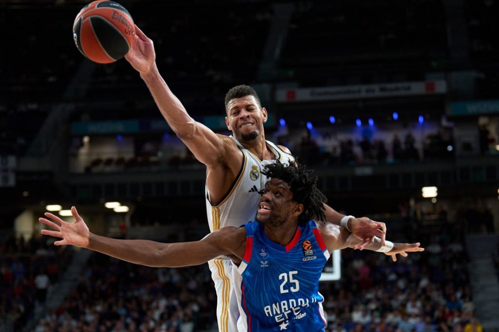 OVO DO SADA NIJE VIĐENO Nikada u istoriji nisu igrana ni tri, a kamoli četiri produžetka! Utakmica u Madridu će da se pamti…