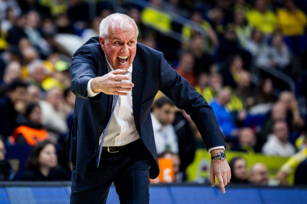 OBRADOVIĆ: Igrali smo dva različita poluvremena… Ovo je stvar koncentracije i karaktera